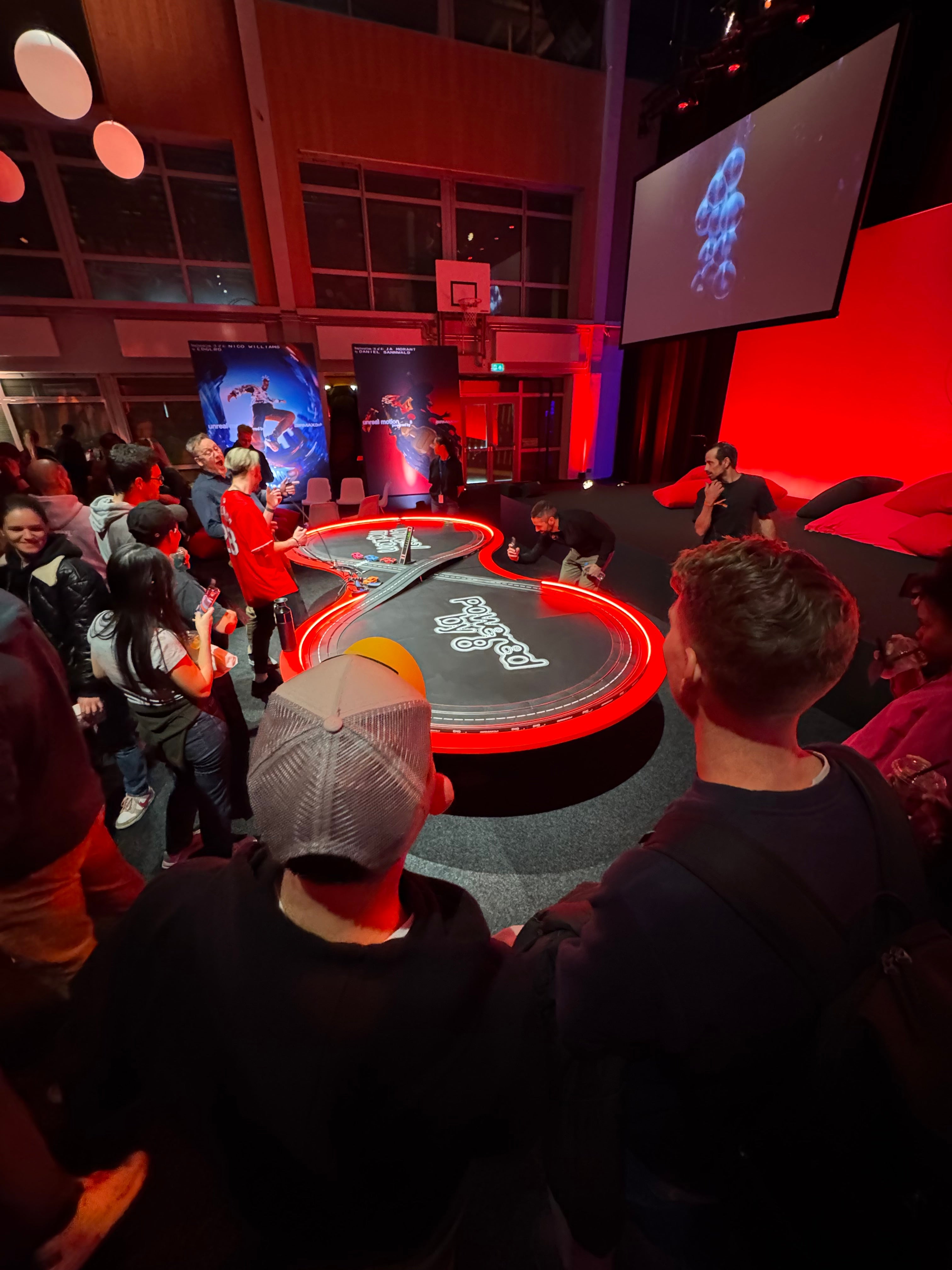 Thema 8 voor schoenenmerk